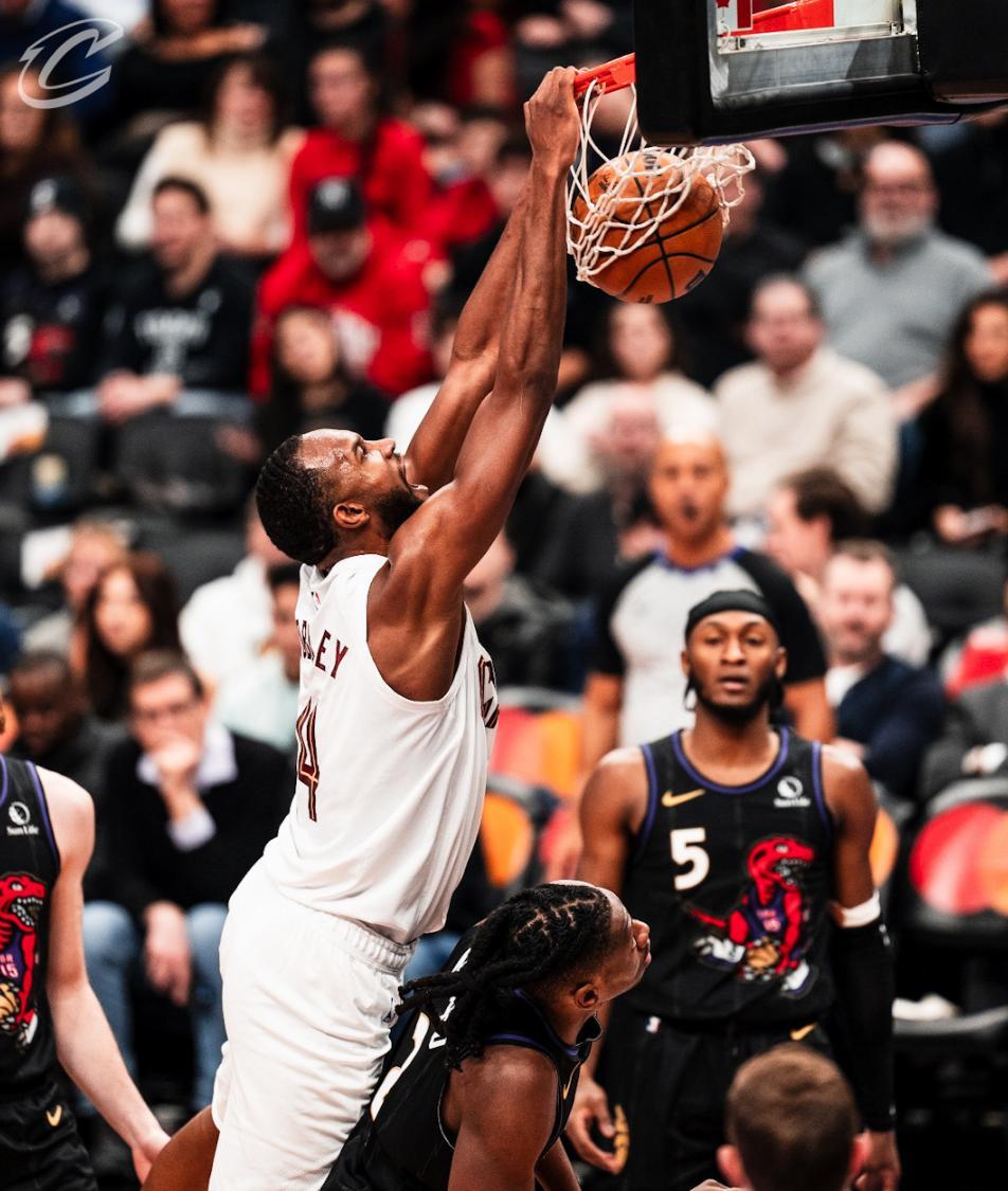 猛龙主场击败掘金稳居东部第一 猛龙主场击败掘金稳居东部第一