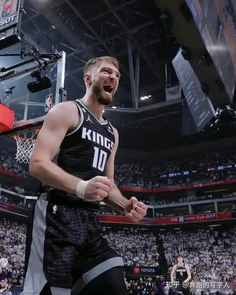 阿根廷男篮强势湖人B队,萨博尼斯送出助攻 阿根廷男篮强势湖人B队,萨博尼斯送出助攻