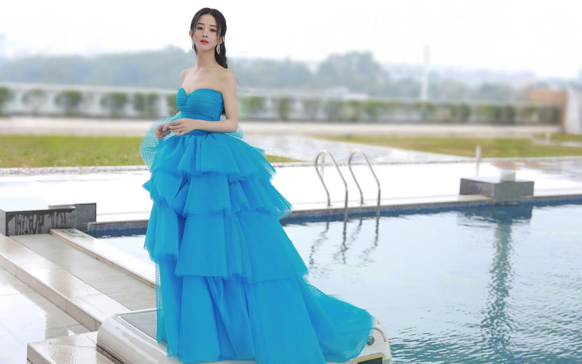 梅西的阴影，希腊的铜墙，当个人天赋与集体智慧在绿茵场上对决