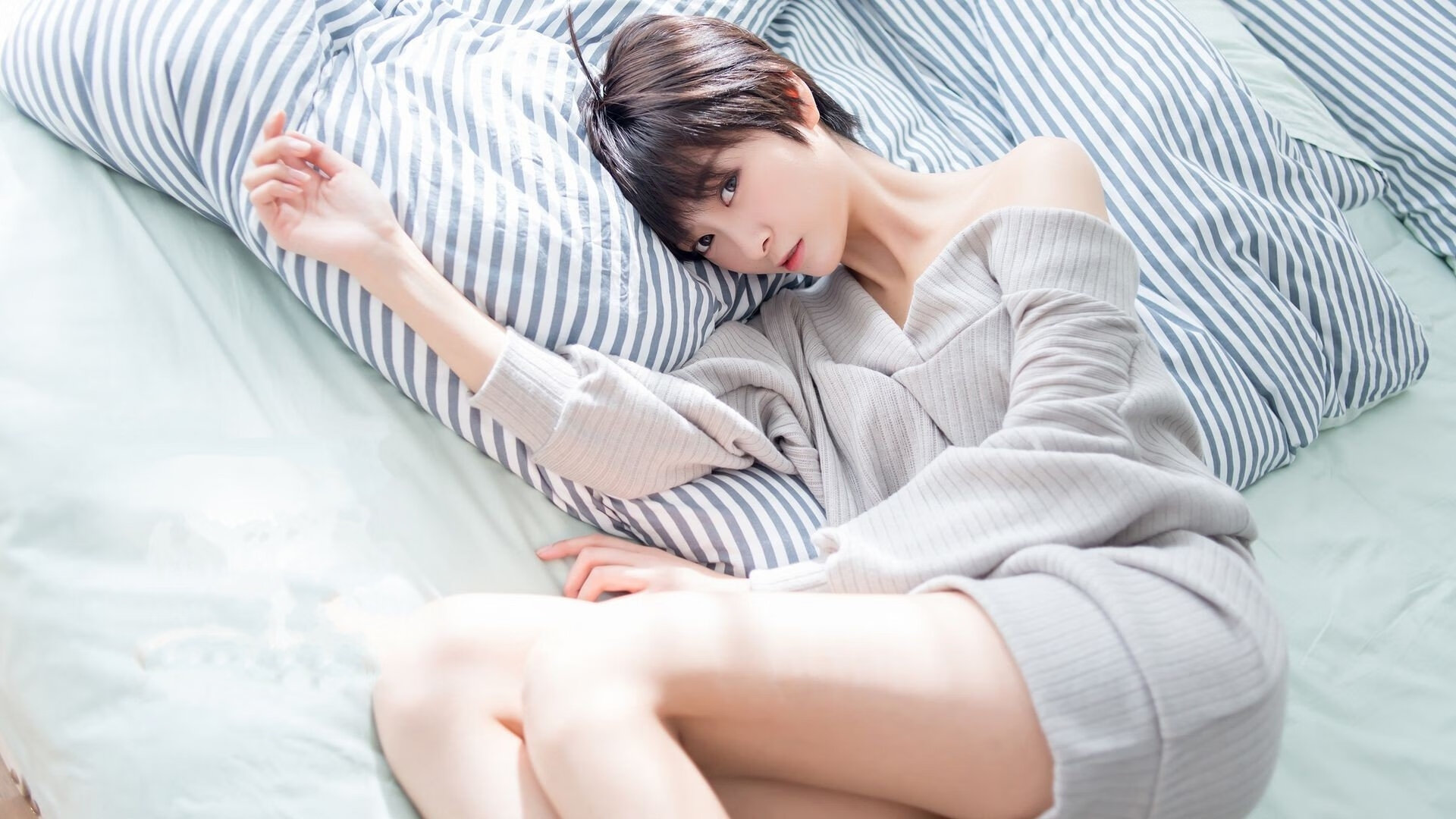 方案一（基于关键词直接创作）