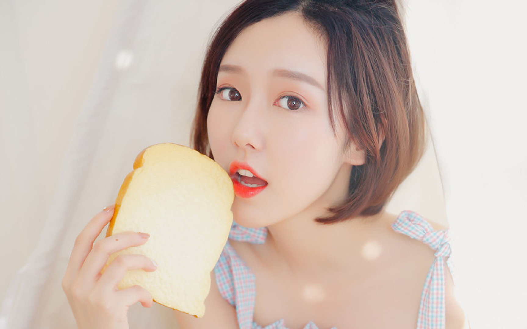 生死时速，巴萨抢七点球绝杀，淘汰赛惊险过关洪都拉斯