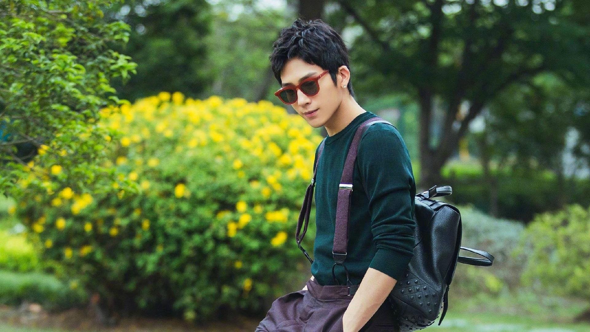 开云APP-棋盘上的胜负手，当里昂的利刃遭遇基米希的秩序牢笼